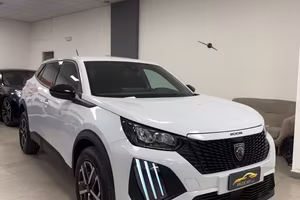 Peugeot 2008 PureTech 100 S&S Allure