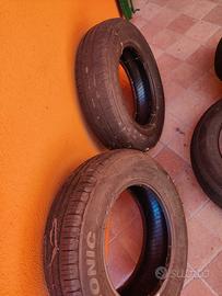 4 pneumatici (155/80/R13)usati con cerchi