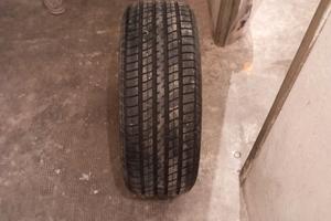 Gomme /Cercio per Passat WW  e gomma / cerchio Ru