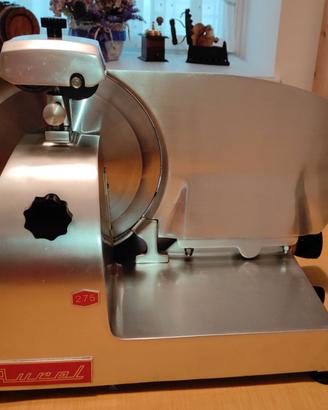 Affettatrice marca Aurel modello 275