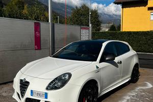 ALFA ROMEO GIULIETTA QUADRIFOGLIO 241cv