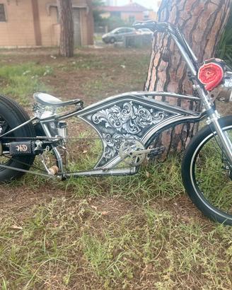 Bicicletta  Harley fatta amano pedalata assistita