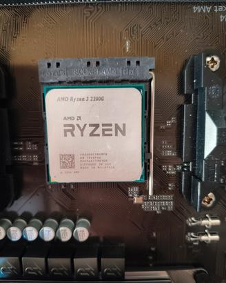 ryzen3 2200g grafica integrata con dissipatore