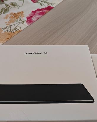 Tablet Samsung A11+ 5G con caricatore 