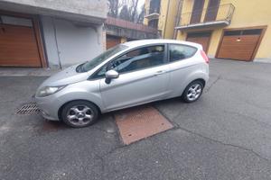 Ford fiesta 1.2 benzina ok neopatentati 
