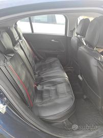 Set completo coprisedili in similpelle/ecopelle