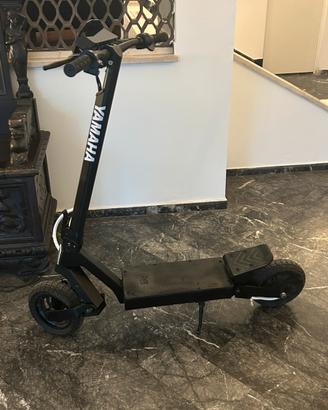Monopattino elettrico kukirin g2