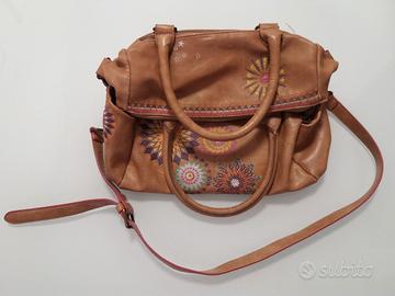 BORSA/BORSETTA A MANO/TRACOLLA DESIGUAL ORIGINALE - Abbigliamento e  Accessori In vendita a Milano