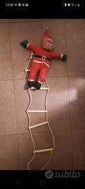 babbo Natale con scaletta