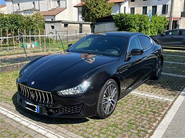 Maserati Ghibli 3.0 250cv tagliandi ufficiali