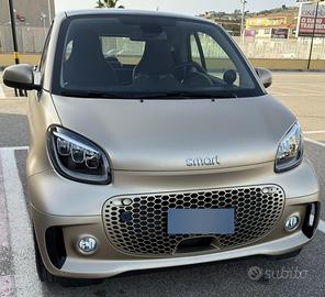 Smart EQ Racingold Edizione Limitata Elettrica