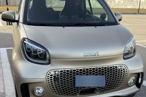 Smart EQ Racingold Edizione Limitata Elettrica