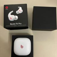 Beats fit pro bianche