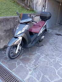  Peugeot geopolis  300 gt