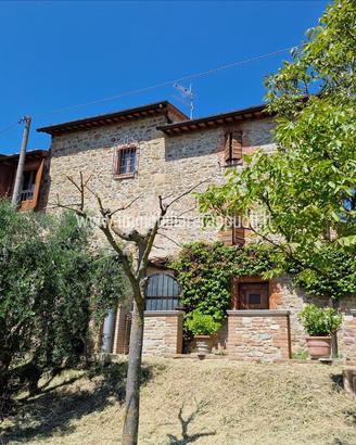 CL254 - Casale Toscano in Pietra con Dependance e