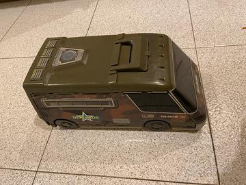 Micro Machines camper defender