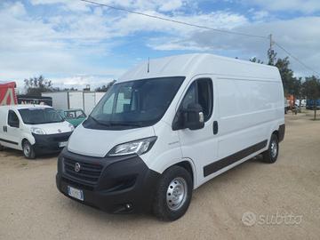 Fiat Ducato furgone lungo