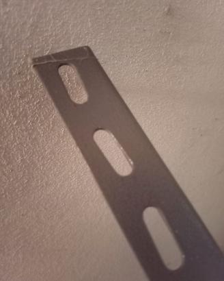 Angolari per montaggio scaffali