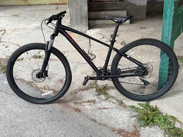 Specialized Pitch