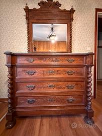 Camera da letto antica Liberty 1900 in noce