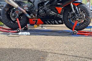 Kawasaki zx6r pronto pista 