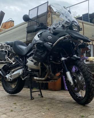 BMW r1200gs adv preparata grandi viaggi