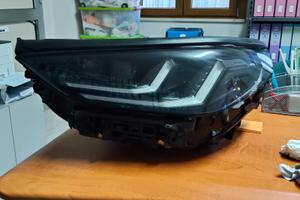 Fanale anteriore sinistro BMW X3 2025 – LED SHADOW