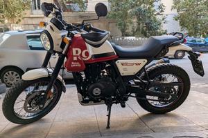Royal Enfield Scram 411