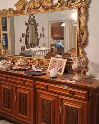 sala da pranzo tavolo 6 sedie e 2 poltrone 