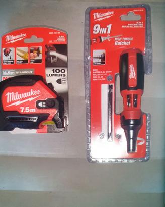 Milwaukee metro magnetico con torcia no Hilti