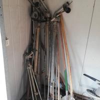 irrigatori a pioggia e tubi