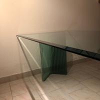 Tavolo in vetro
