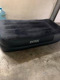 Materasso gonfiabile intex