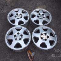 Cerchi in lega Opel Zafira 2001 15 pollici 5 fori