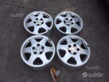 Cerchi in lega Opel Zafira 2001 15 pollici 5 fori