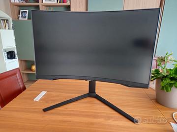 Monitor Gaming Odyssey G6 da 27'' QHD Curvo 240HZ
