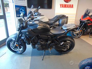 Yamaha MT-07 Y-AMT nero opaco cambio manuale al ma