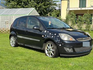 FORD Fiesta 1.2 16V 5p. Ghia