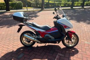 Moto Honda Integra 750 S DCT