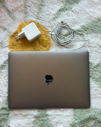 MacBook Pro 13" (2017) Intel i5 8GB RAM 128GB SSD