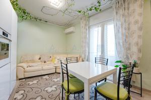 CHIRIGNAGO appartamento al piano quarto S209