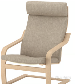 Sedia Ikea Poäng beige con cuscini