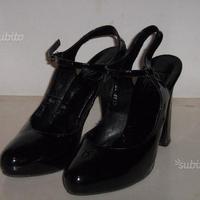 Scarpe vernice nere