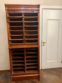 Mobile archivio antico