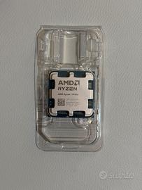 Processore AMD Ryzen 7 9700X Tray Nuovo