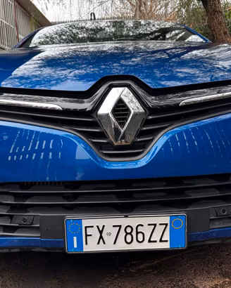 CLIO IV GPL/BENZINA MOSCHINO INTENS 2019