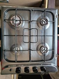 piano cottura Indesit a gas