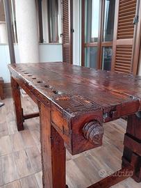 Tavolo da pranzo in banco da falegname originale –