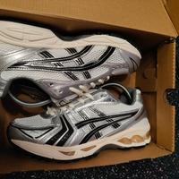 Asics Kayano 14