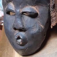 Antica maschera africana 